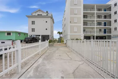 17880 Gulf Boulevard #2, Saint Petersburg, FL 33708 - Photo 18