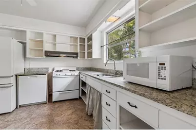 1003 W River Heights Avenue, Tampa, FL 33603 - Photo 24