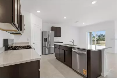 2919 Gardiner Lane, Zephyrhills, FL 33541 - Photo 4