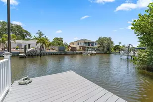 344 Crosswinds Dr, Palm Harbor, FL 34683 - Photo 2