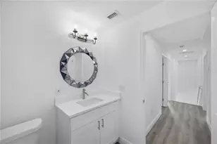 1315 22nd Ave S, Saint Petersburg, FL 33705 - Photo 32
