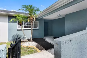 2037 Citrus Hill Ln, Palm Harbor, FL 34683 - Photo 4
