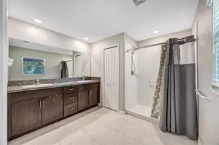 138 Rain Berry Ave, Ruskin, FL 33570 - Photo 28