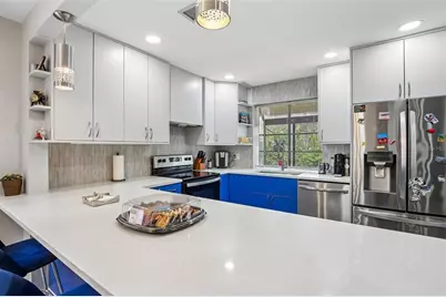3058 Landmark Boulevard #1204, Palm Harbor, FL 34684 - Photo 6