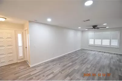9107 Cypresswood Circle, Tampa, FL 33647 - Photo 6