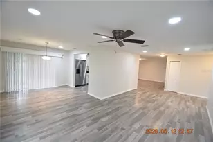 9107 Cypresswood Cir, Tampa, FL 33647 - Photo 8
