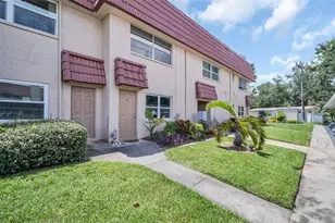 10036 63rd Ave N, Saint Petersburg, FL 33708 - Photo 1