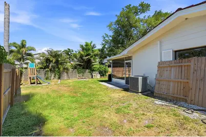 1349 Viewtop Drive, Clearwater, FL 33764 - Photo 26