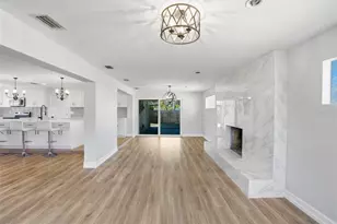 1349 Viewtop Dr, Clearwater, FL 33764 - Photo 14