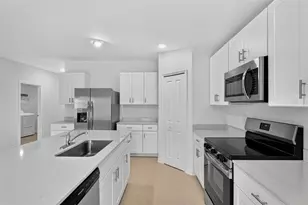 377 Atwater St, Port Charlotte, FL 33954 - Photo 8