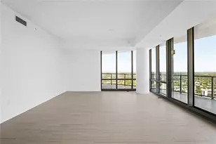 400 Central Ave, Saint Petersburg, FL 33701 - Photo 6