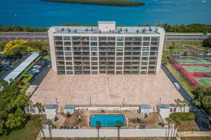 7100 Sunshine Skyway Ln S, Saint Petersburg, FL 33711 - Photo 10