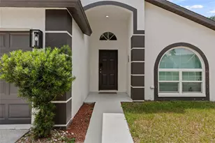 6808 Yardley Oaks Ct, Tampa, FL 33625 - Photo 4