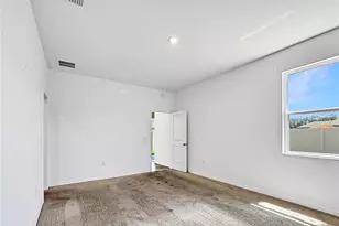 6022 Dolostone Dr, Lakeland, FL 33811 - Photo 18