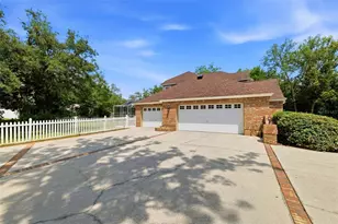 10019 Burbank Ct, New Port Richey, FL 34654 - Photo 6