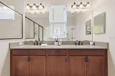29241 Perilli Place, Wesley Chapel, FL 33543 - Photo 18