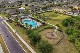 1827 Harbour Blue St, Ruskin, FL 33570 - Photo 24
