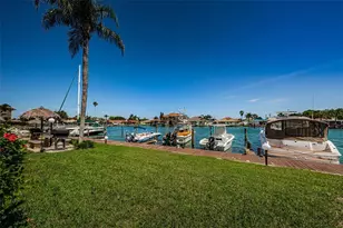51 Island Way, Clearwater Beach, FL 33767 - Photo 30
