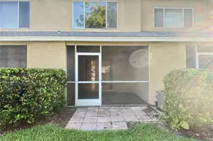 12415 Berkeley Square Dr, Tampa, FL 33626 - Photo 26