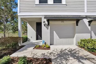 2710 Scarlet Bay Pl, Brandon, FL 33510 - Photo 4