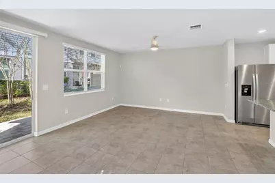 2710 Scarlet Bay Place, Brandon, FL 33510 - Photo 32