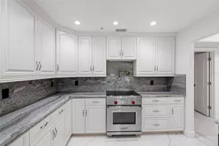 200 121st Ave, Treasure Island, FL 33706 - Photo 10