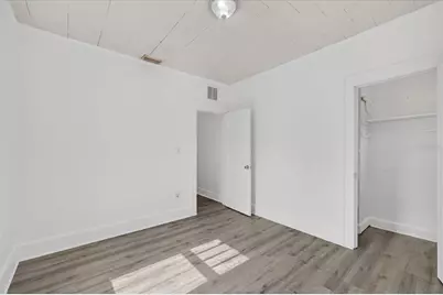 2211 22nd Avenue S, Saint Petersburg, FL 33712 - Photo 10