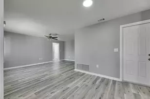 1691 E Orangecrest Ave, Palm Harbor, FL 34683 - Photo 18