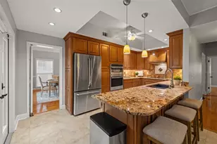 3233 W Parkland Blvd, Tampa, FL 33609 - Photo 32
