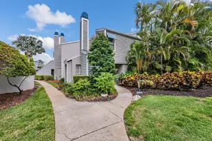 8727 Bardmoor Pl, Seminole, FL 33777 - Photo 36