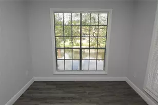 8633 Fancy Finch Dr, Tampa, FL 33614 - Photo 14