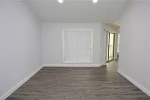 8633 Fancy Finch Dr, Tampa, FL 33614 - Photo 18