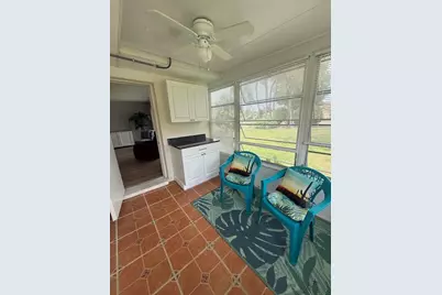 508 Foxglove Circle #B, Sun City Center, FL 33573 - Photo 12