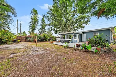 3901 13th Avenue N, Saint Petersburg, FL 33713 - Photo 16