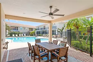 210 Valencia Cir, Saint Petersburg, FL 33716 - Photo 36