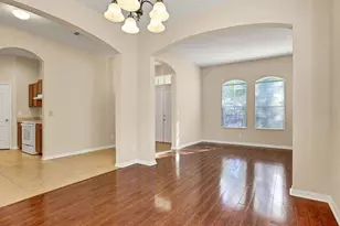 16326 Bridgelawn Ave, Lithia, FL 33547 - Photo 4