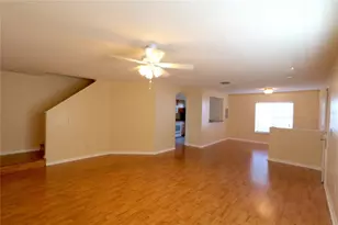 4113 Gradstone Pl, Tampa, FL 33617 - Photo 4