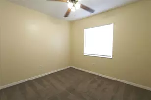 4113 Gradstone Pl, Tampa, FL 33617 - Photo 14