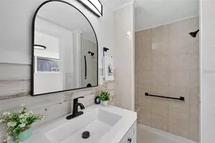 6965 21st St N, Saint Petersburg, FL 33702 - Photo 22