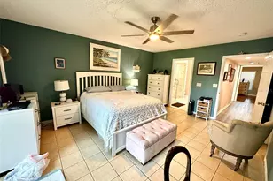 2020 Shangrila Dr, Clearwater, FL 33763 - Photo 18