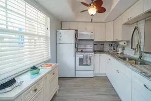 940 Virginia St, Dunedin, FL 34698 - Photo 10