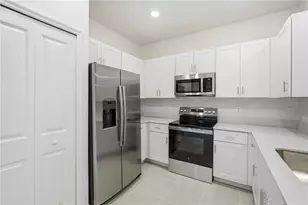 9864 Allendale St, Wesley Chapel, FL 33545 - Photo 8