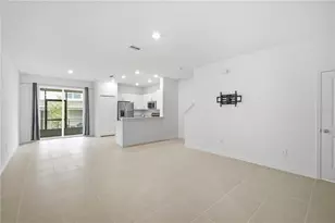9864 Allendale St, Wesley Chapel, FL 33545 - Photo 4