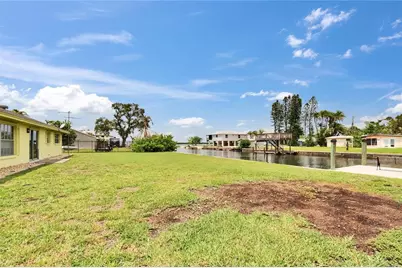 814 Seabreeze Drive, Ruskin, FL 33570 - Photo 14
