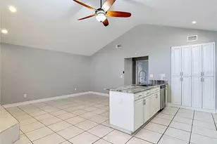 16206 Fantasia Dr, Tampa, FL 33624 - Photo 26