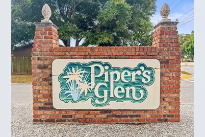 1613 Greenwood Drive, Dunedin, FL 34698 - Photo 4
