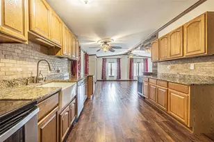 34445 Countryside Dr, Wesley Chapel, FL 33543 - Photo 2