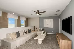 7930 Palm Paradise Pl, Parrish, FL 34219 - Photo 10