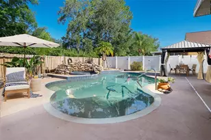 19310 Garden Quilt Cir, Lutz, FL 33558 - Photo 18