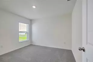 810 Ace Outlaw Ave, Ruskin, FL 33570 - Photo 32